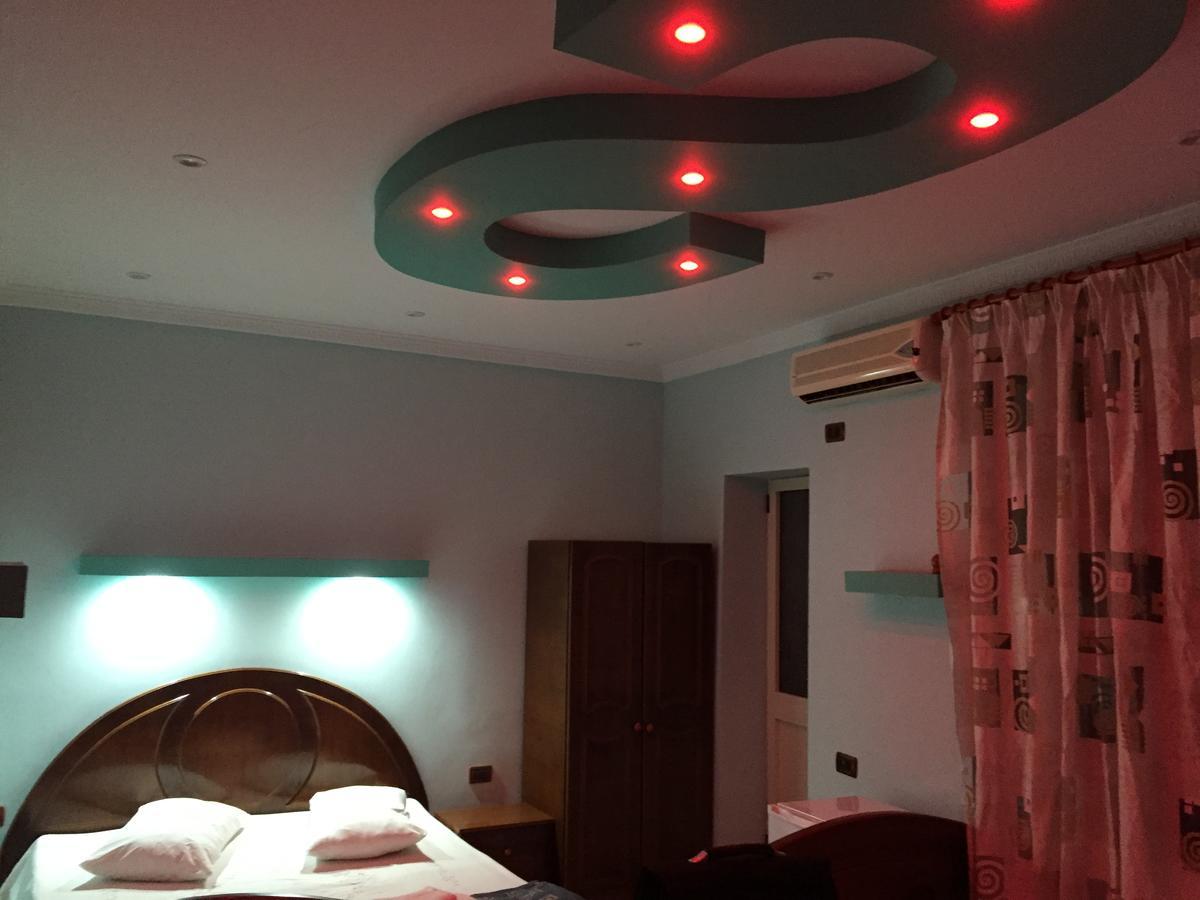 Boston hotel Tirana Buitenkant foto