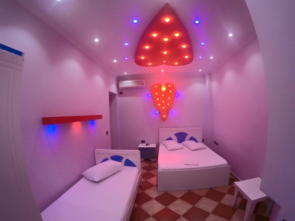 Boston hotel Tirana Buitenkant foto